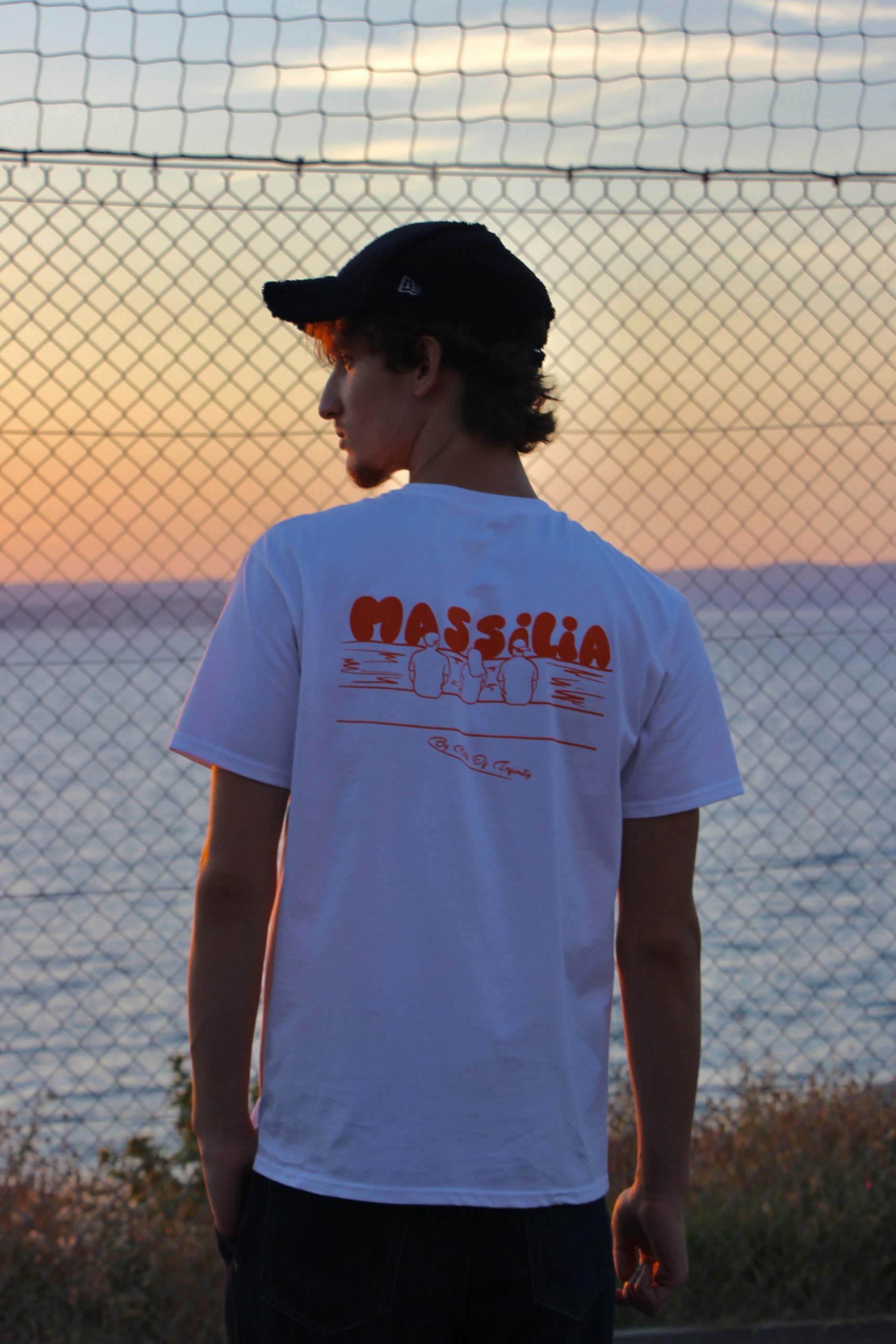 Photo T-shirt Massilia porté par un mannequin homme vu de dos